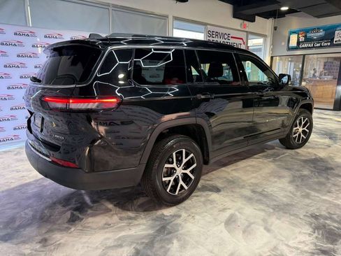 Used 2024 Jeep Grand Cherokee L Limited w/ Luxury Tech Group II AWD/4WD image 8