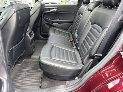 Used 2019 Ford Edge SEL w/ Equipment Group 201A AWD/4WD image 29