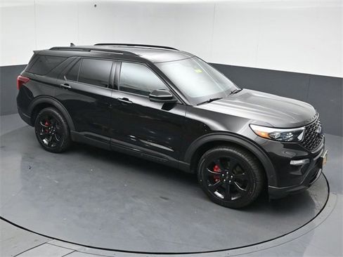 Certified 2021 Ford Explorer ST w/ ST Street Pack image 44