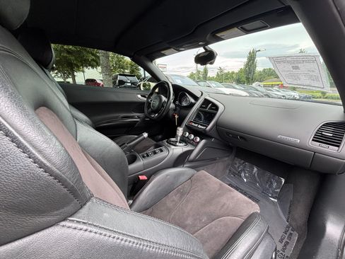 Used 2014 Audi R8 V8 AWD/4WD image 22
