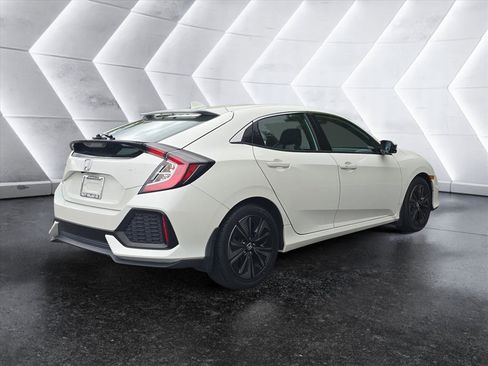Used 2019 Honda Civic EX image 5