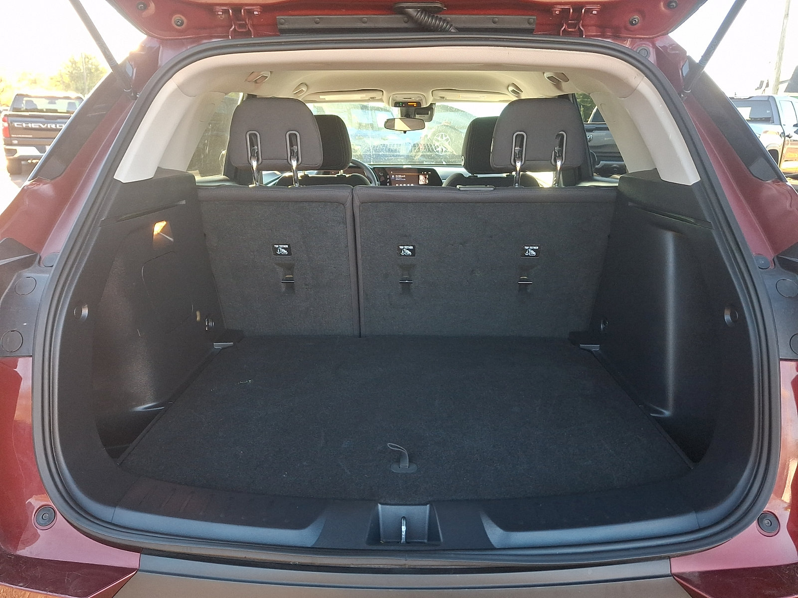 Used 2025 Chevrolet TrailBlazer LT AWD/4WD image 30