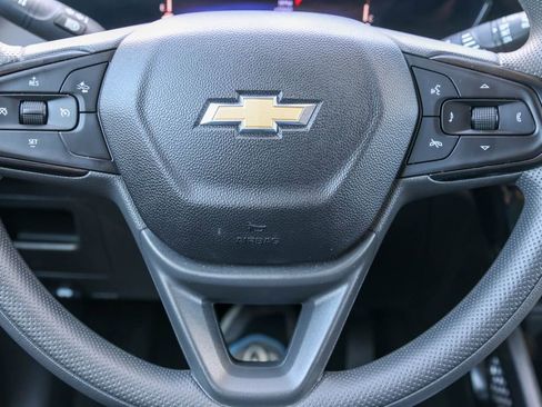 Used 2025 Chevrolet TrailBlazer LT AWD/4WD image 25