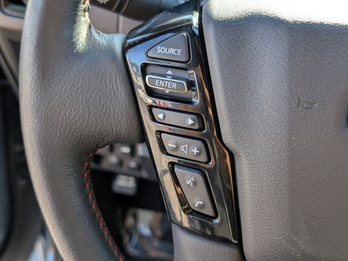 Certified 2025 Nissan Frontier PRO-4X image 25