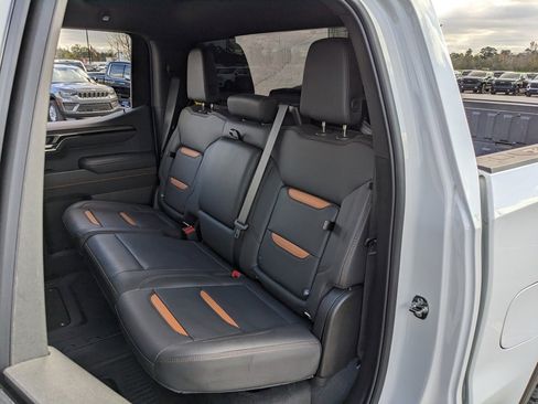 Used 2025 GMC Sierra 1500 AT4 image 45