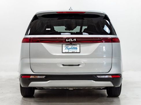 Certified 2023 Kia Carnival LX FWD image 32