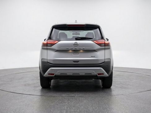 Used 2025 Nissan Rogue SV AWD/4WD image 7