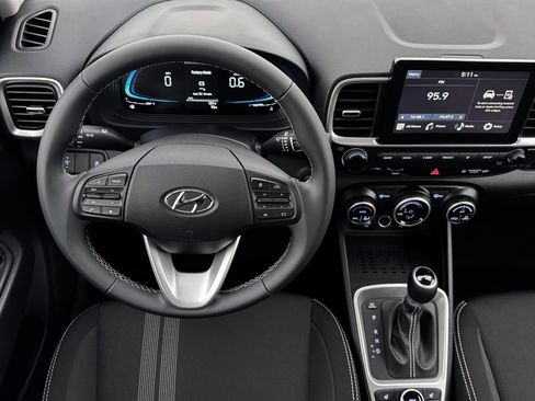 New 2026 Hyundai Venue FWD image 17