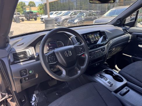 Used 2022 Honda Pilot Sport image 5