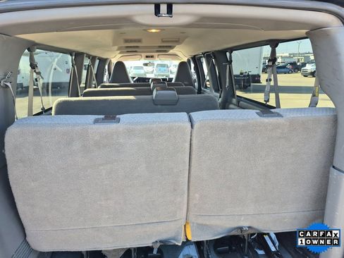 Used 2016 Chevrolet Express 3500 LT w/ LT Preferred Equipment Group image 17