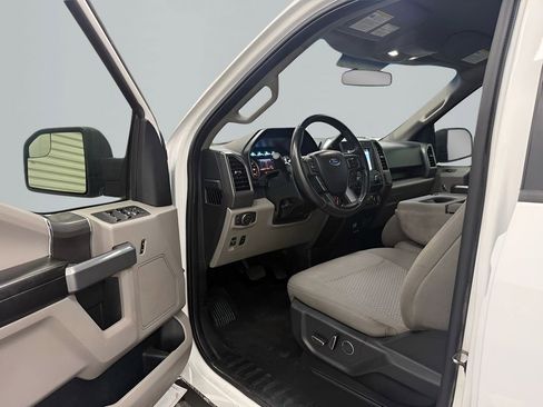 Used 2018 Ford F150 XLT w/ Equipment Group 302A Luxury AWD/4WD image 10
