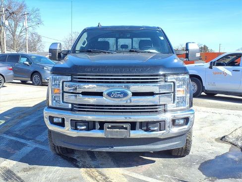 Used 2019 Ford F250 Lariat w/ Lariat Ultimate Package image 39