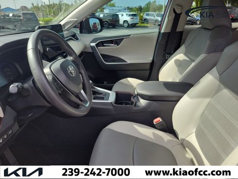 Used 2024 Toyota RAV4 Limited w/ Advanced Technology Package FWD image 22