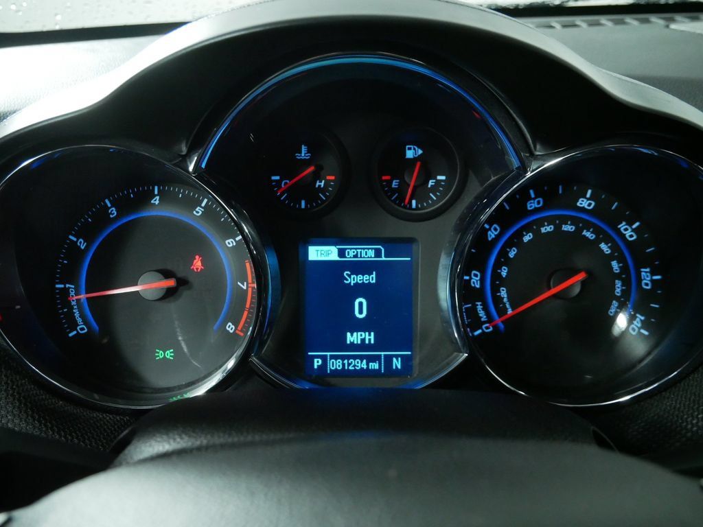 Used 2014 Chevrolet Cruze LT w/ RS Package FWD image 26