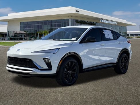 Used 2024 Buick Envista Sport Touring image 5