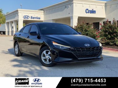 Used 2023 Hyundai Elantra SE