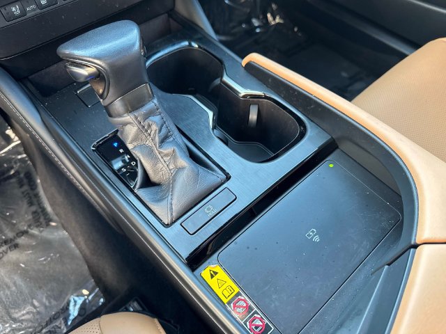 Used 2025 Lexus ES 350 w/ Premium Package FWD image 24
