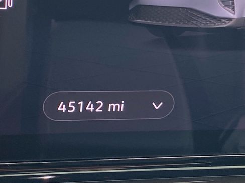 Certified 2023 Volkswagen ID.4 Pro S AWD/4WD image 19