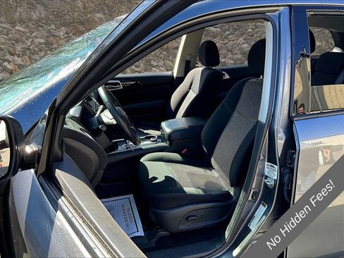 Used 2019 Nissan Pathfinder SV w/ Cargo Package AWD/4WD image 23