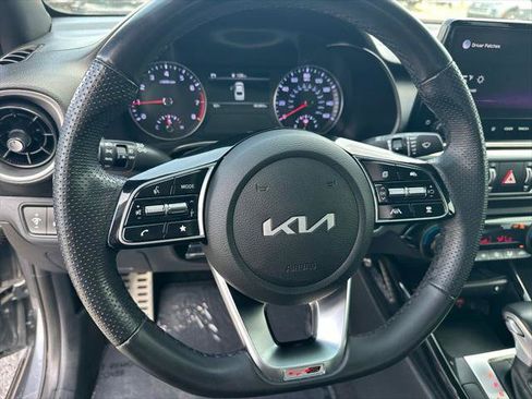 Used 2022 Kia Forte GT-Line w/ GT-Line Premium Package FWD image 16