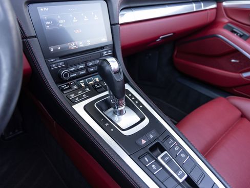 Certified 2021 Porsche 718 Boxster GTS image 19