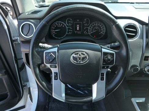 Used 2019 Toyota Tundra Limited w/ Limited Premium Package AWD/4WD image 20