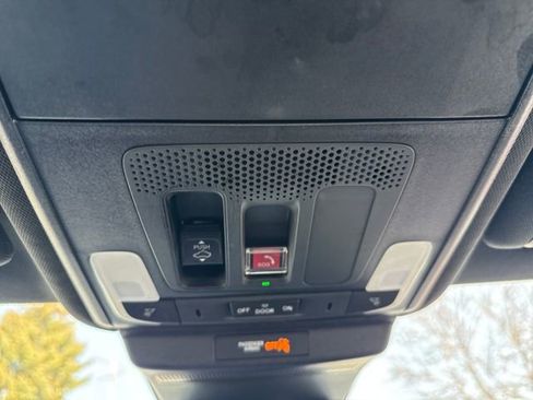 Used 2024 Honda Accord Sport image 32