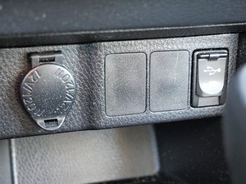 Used 2014 Toyota Corolla S image 28