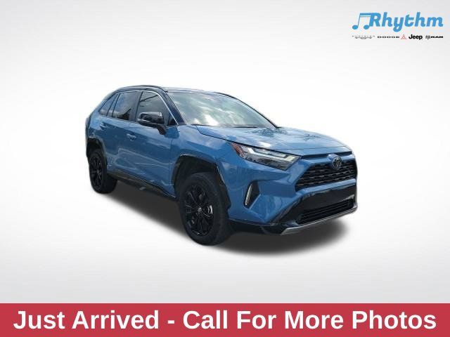 Used 2025 Toyota RAV4 XSE w/ Weather Package AWD/4WD 360° Tour
