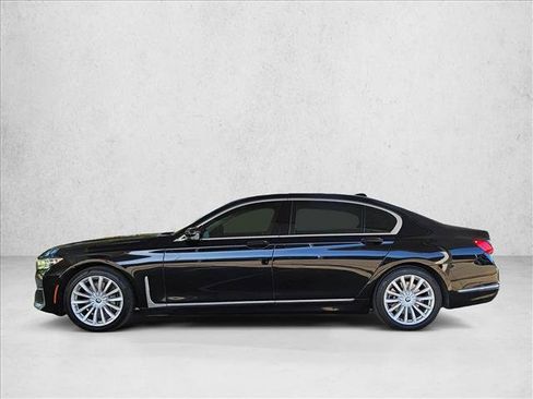 Used 2020 BMW 740i RWD image 8