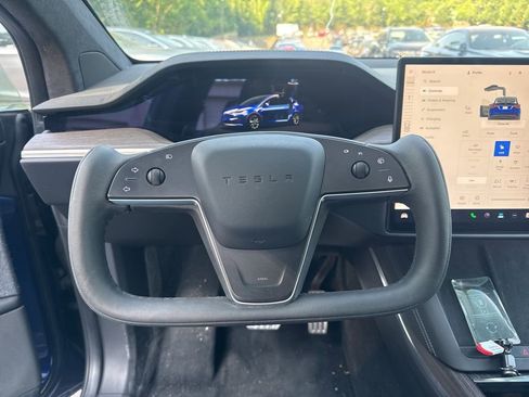 Used 2022 Tesla Model X Plaid AWD/4WD image 10