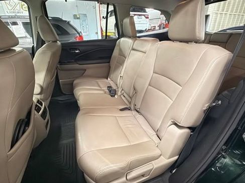 Used 2017 Honda Pilot Touring image 34