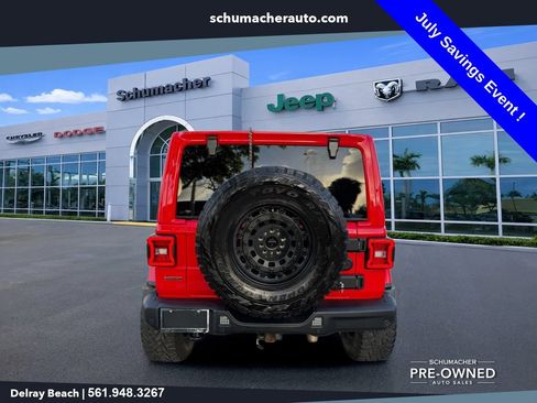 Used 2022 Jeep Wrangler Unlimited Sahara w/ LED Lighting Group AWD/4WD image 6