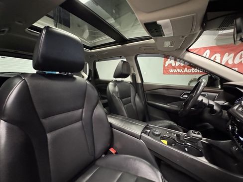 Used 2021 Nissan Rogue SV w/ Premium Package AWD/4WD image 13