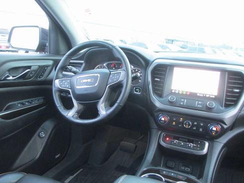 Certified 2023 GMC Acadia AT4 w/ Preferred Package image 26