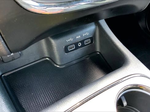 Used 2020 Dodge Durango R/T w/ Blacktop Package RWD image 32