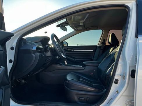 Used 2023 Nissan Altima 2.5 SR image 11