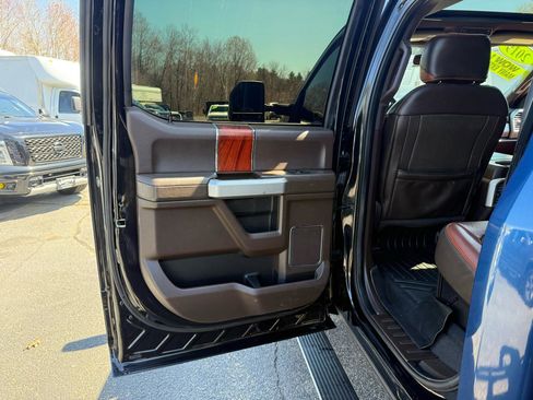 Used 2019 Ford F250 King Ranch w/ King Ranch Ultimate Package AWD/4WD image 38