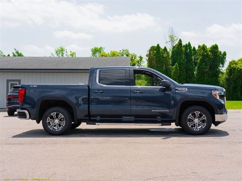 Used 2020 GMC Sierra 1500 SLE w/ X31 Off-Road Package AWD/4WD image 4