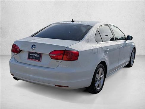 Used 2014 Volkswagen Jetta TDI image 5