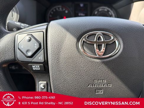Used 2022 Toyota Tacoma SR image 22