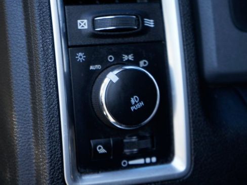 Used 2018 RAM 1500 Big Horn RWD image 18