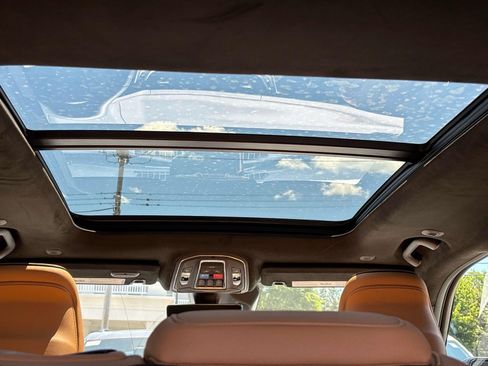 New 2026 Jeep Grand Cherokee Summit w/ Obsidian Package AWD/4WD image 6