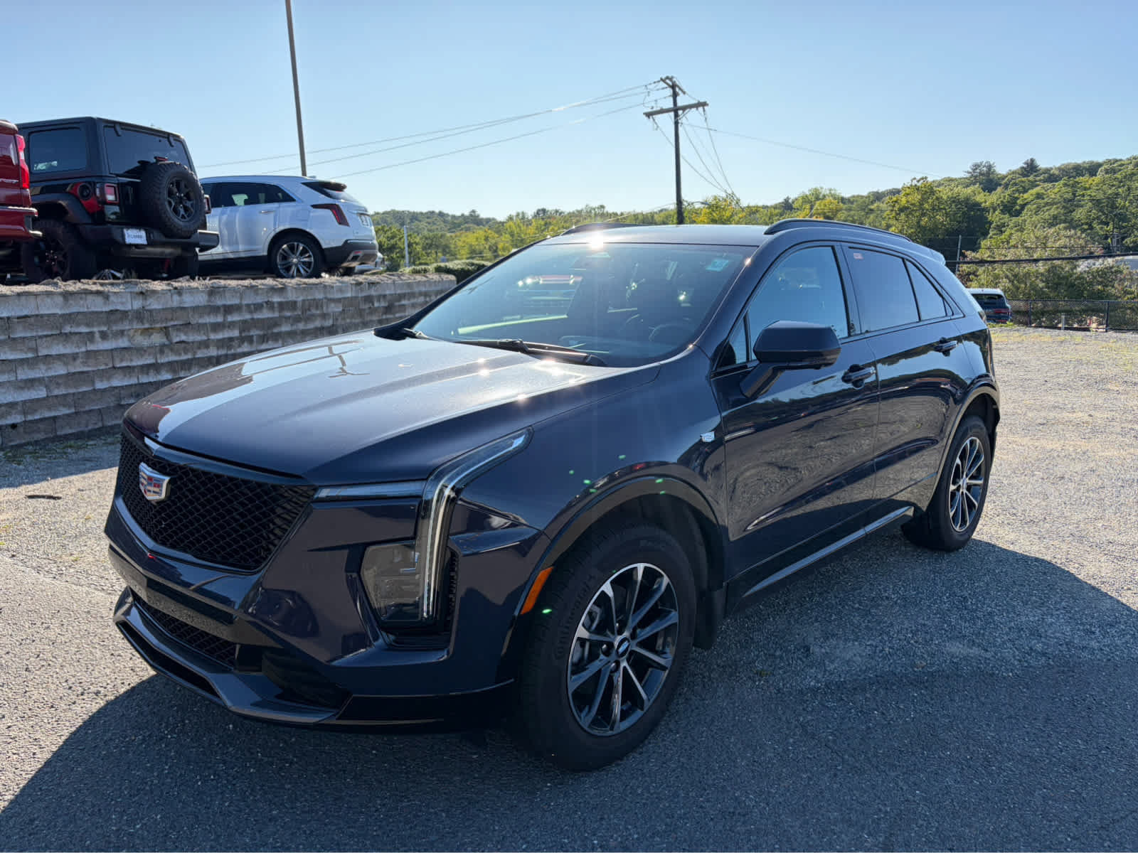 Used 2025 Cadillac XT4 Sport w/ Technology Package AWD/4WD image 4