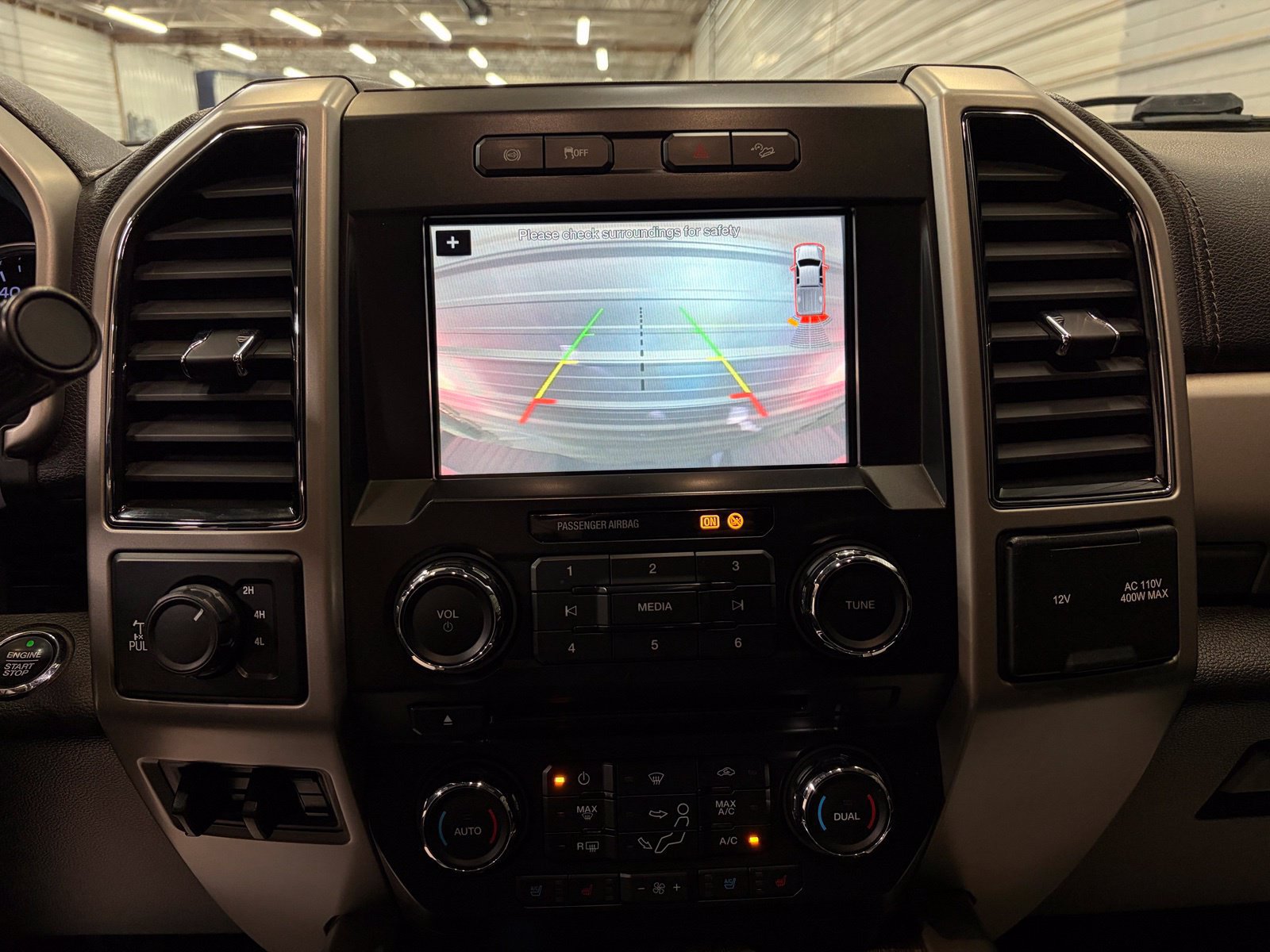 Used 2018 Ford F350 Lariat w/ Lariat Ultimate Package AWD/4WD image 17