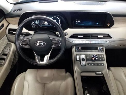 Used 2022 Hyundai Palisade Calligraphy w/ Winter Package AWD/4WD image 3