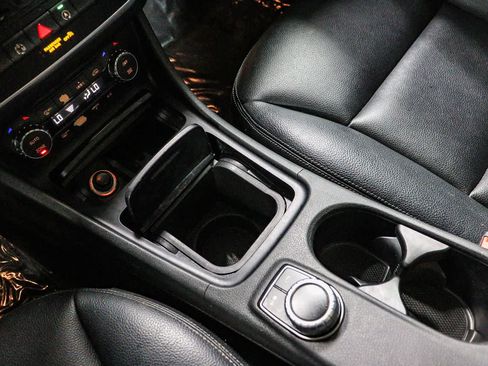 Used 2015 Mercedes-Benz GLA 250 image 23