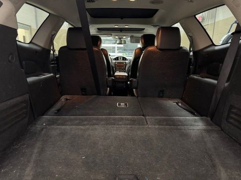 Used 2013 Buick Enclave Leather image 9