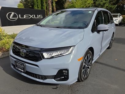 Used 2025 Honda Odyssey Elite