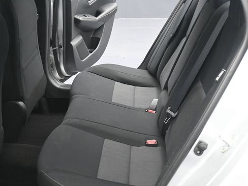 Used 2022 Nissan Sentra SV w/ Trunk Package image 18